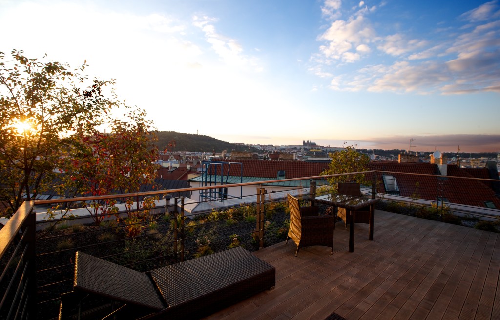 Penthouse apartment, Mosaic House