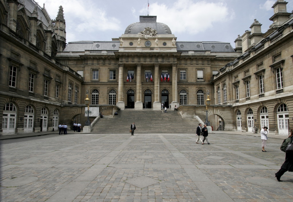 Palais-de-justice-paris