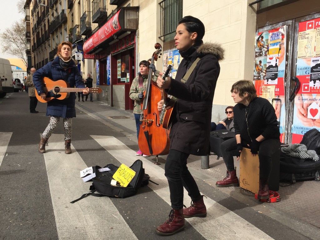 Busking at the El Rastro