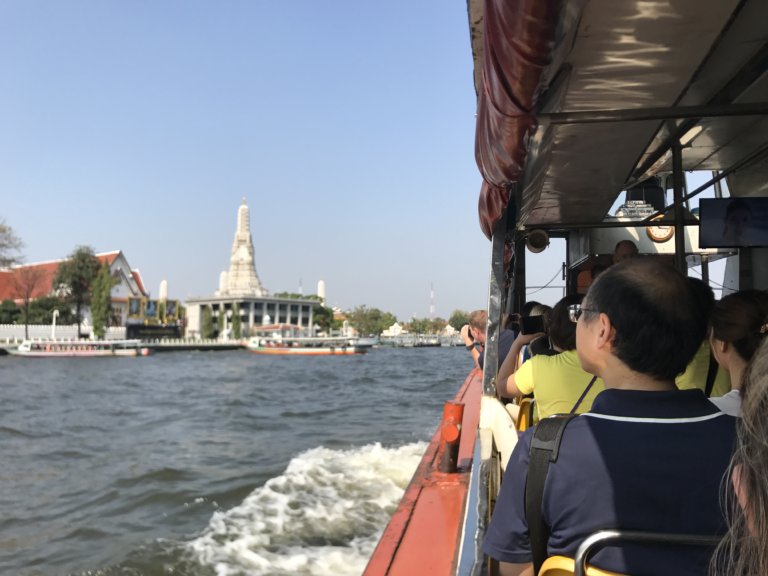 One Day in Bangkok: The Ultimate Itinerary (Temples, Street Food & Hidden Gems)