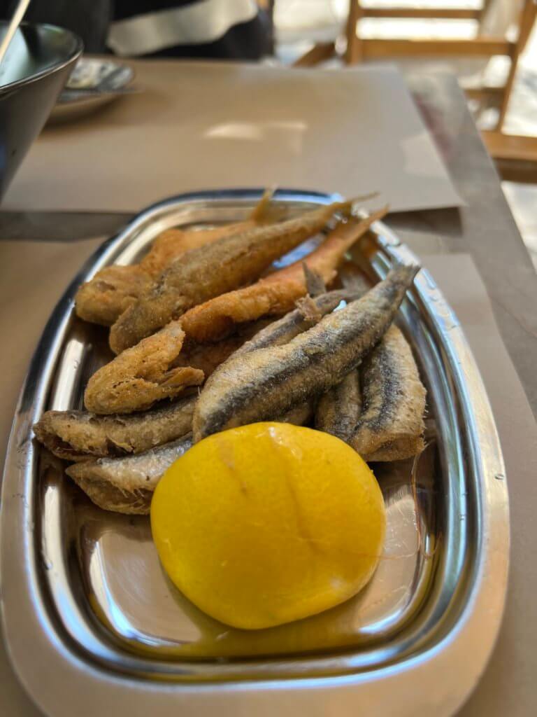 Fried-fish-lemons-thessaloniki-768x1024.jpeg